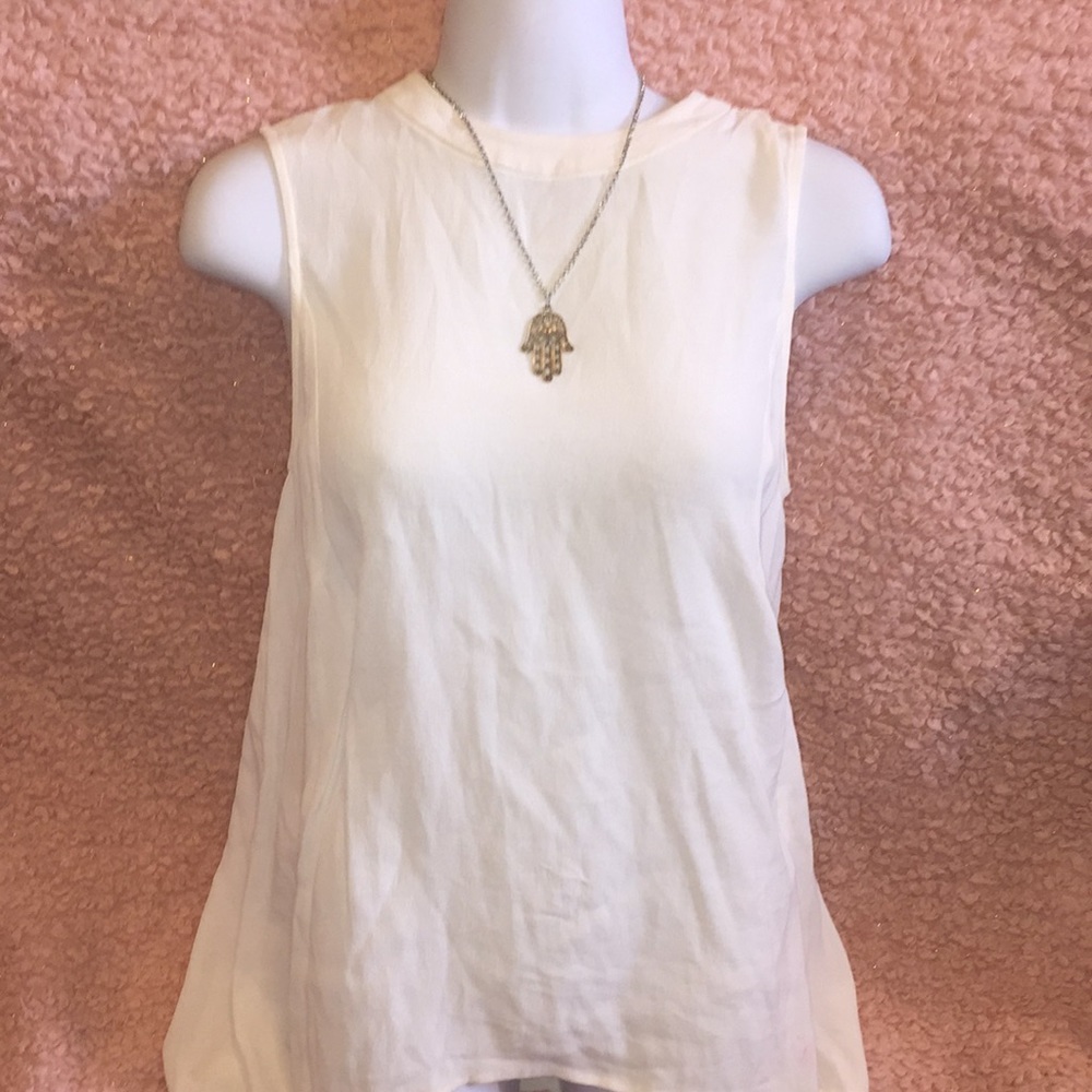 White ModCloth chic Muscle Zippered Tank - Picture 3 of 7